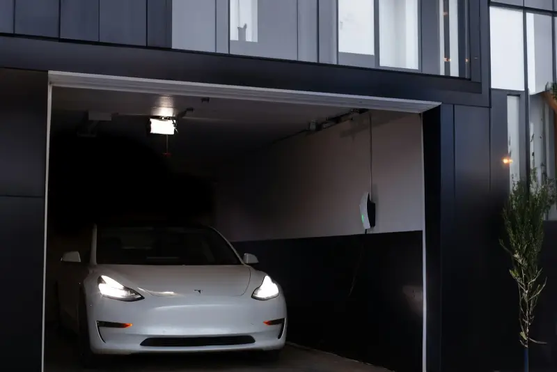 Laadtijd berekenen: hoe lang laadt uw auto thuis?